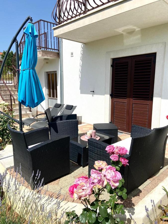 Luxor Apartment Трогір Екстер'єр фото