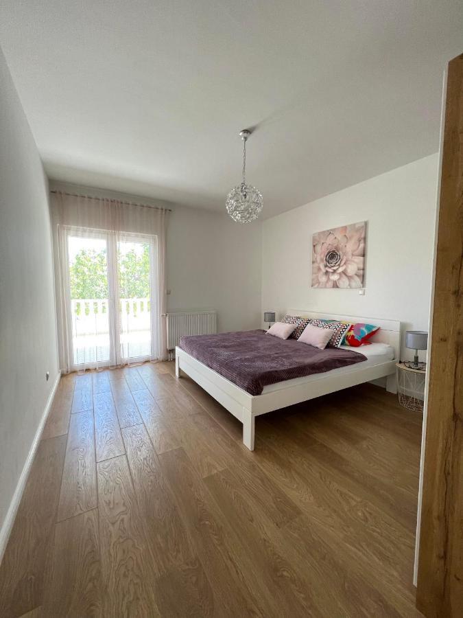Luxor Apartment Трогір Екстер'єр фото